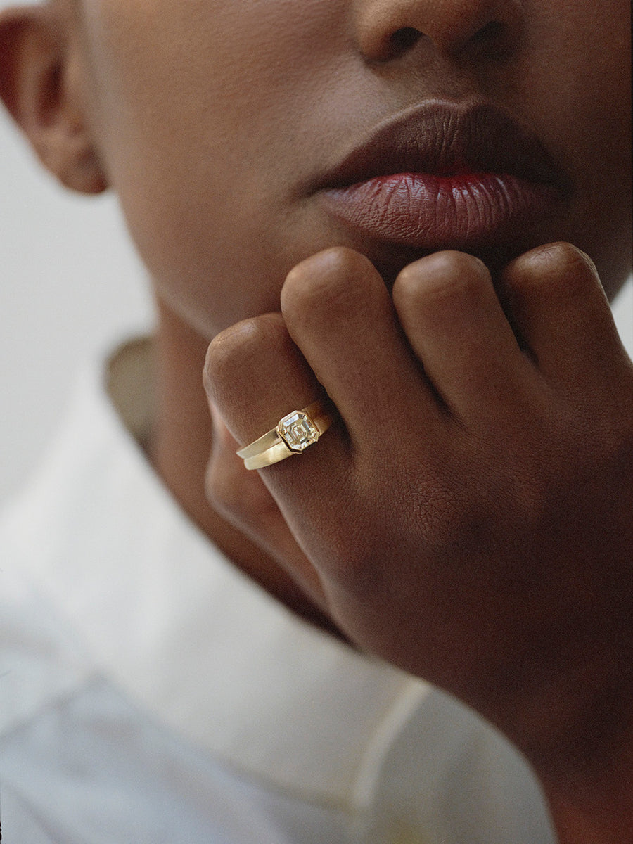 Tulip Solitaire with 1.53ct Diamond in 14k Blonde, Size 6.5 Ursa Major