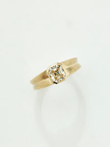 Tulip Solitaire with 1.53ct Diamond in 14k Blonde, Size 6.5