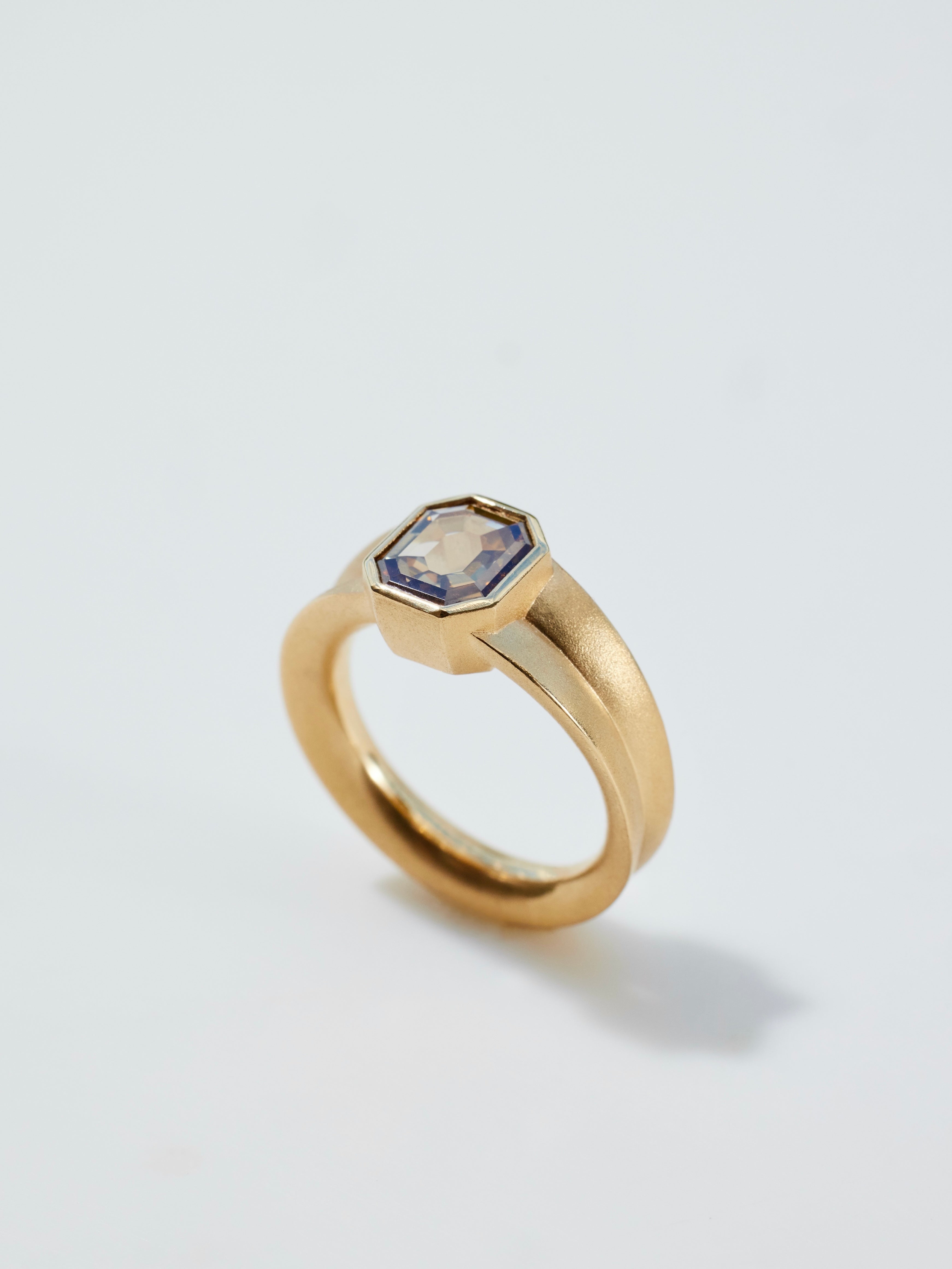 Tulip Solitaire with 1ct Portrait Cut Brown Diamond in 18k Royal, Size 4.75