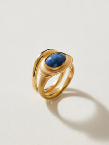 Màre Ring in 18k Royal with Star Sapphire, Size 7