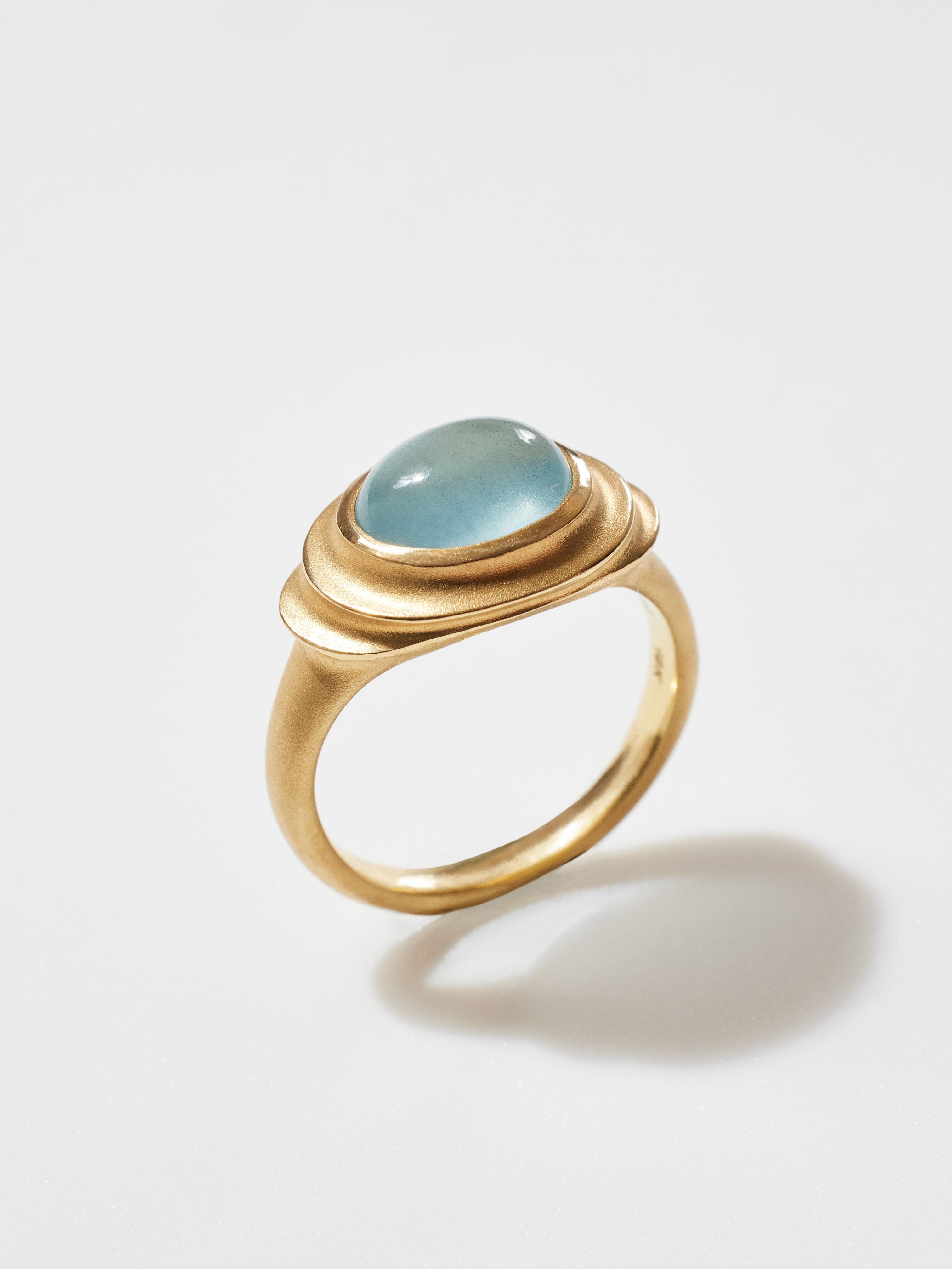Aquamarine Màre Ring in 18k Royal Gold, Size 6.75