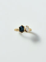 Load image into Gallery viewer, Toi et Moi with Hexagonal Sapphire and Oval Diamond in 14k Blonde, Size 6
