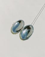 Load image into Gallery viewer, Netted Oval Locket
