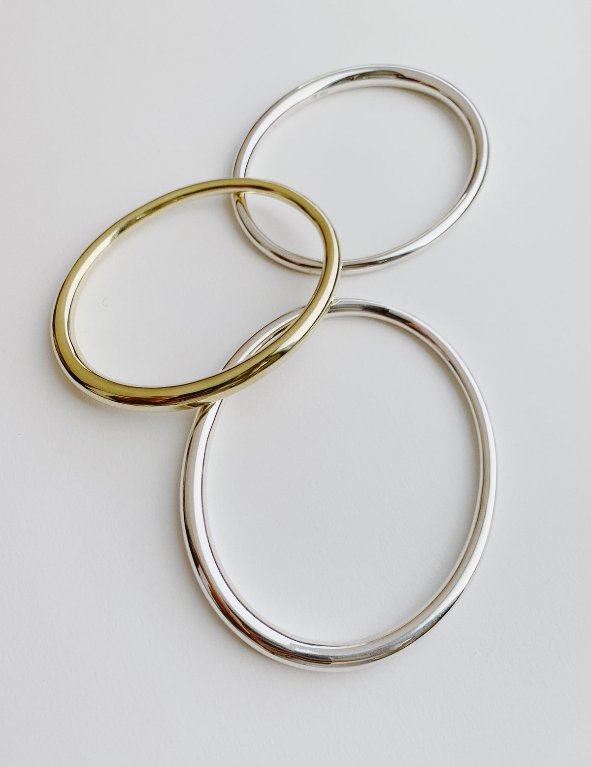 Simple Tapered Bangle – Ursa Major