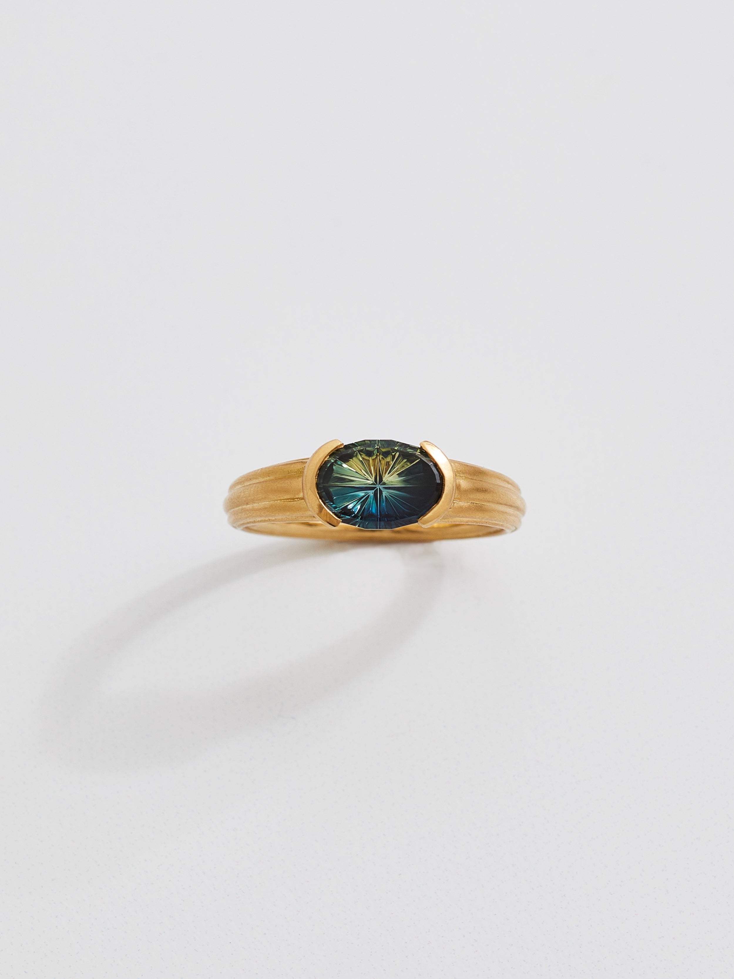 Fluted Verena with 2.19ct Parti Sapphire in 18k Royal Gold, Size 7